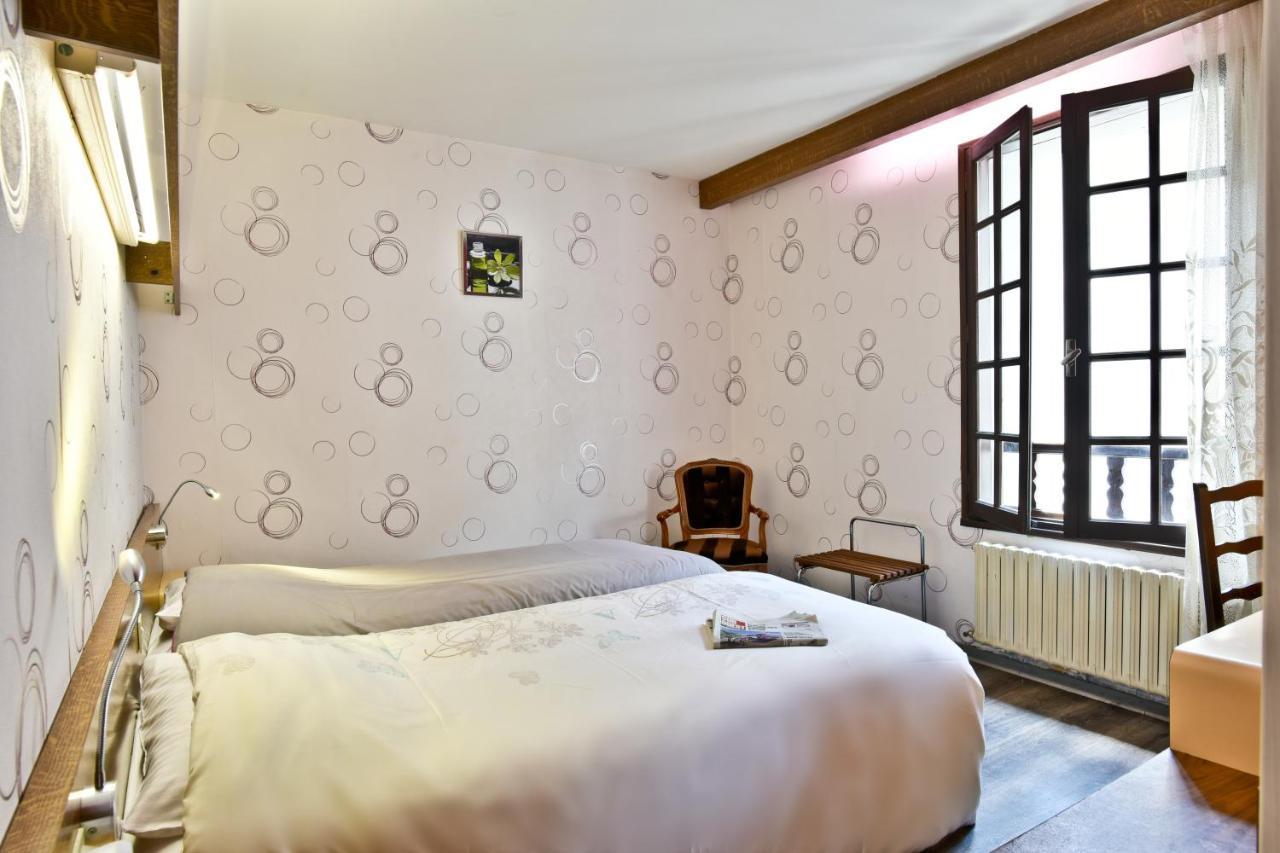 Logis Hotel De France Arudy Kültér fotó