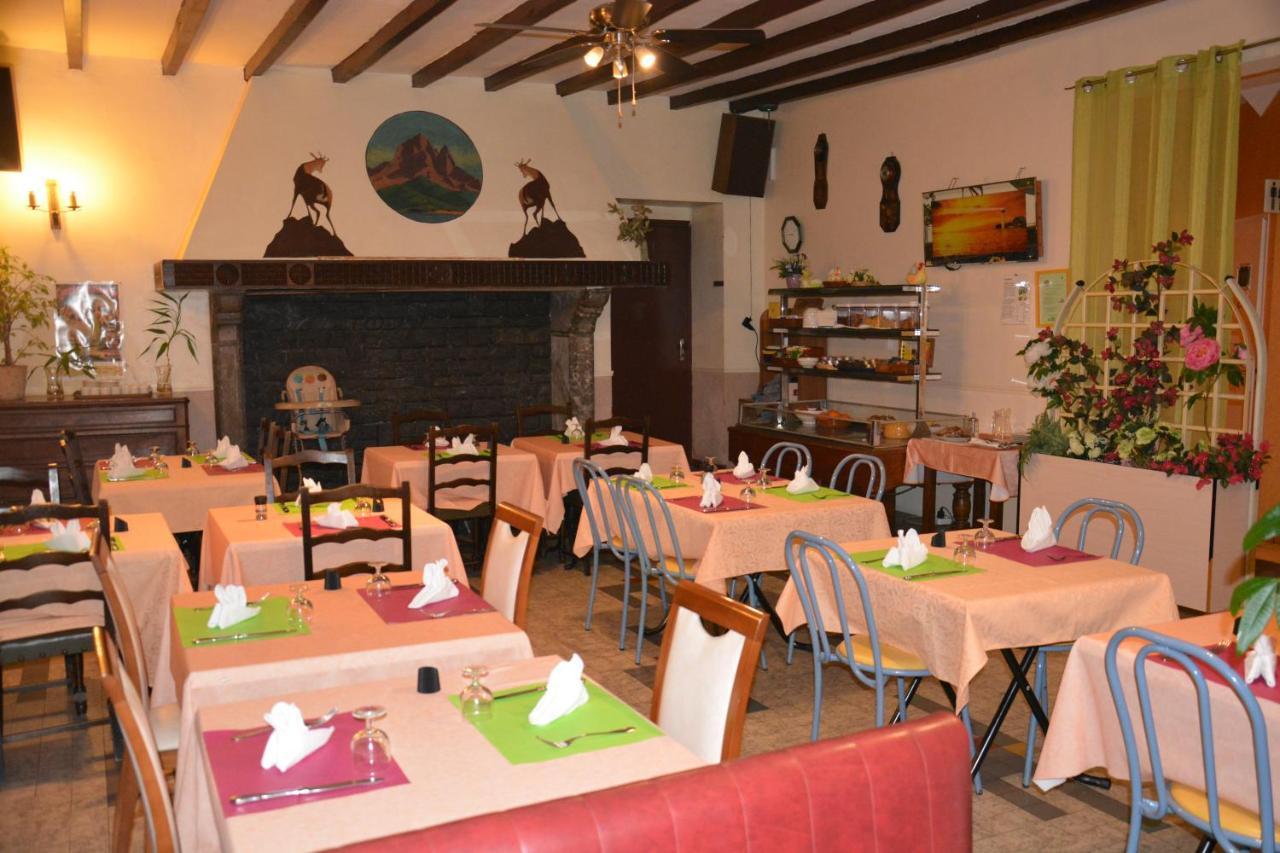 Logis Hotel De France Arudy Kültér fotó