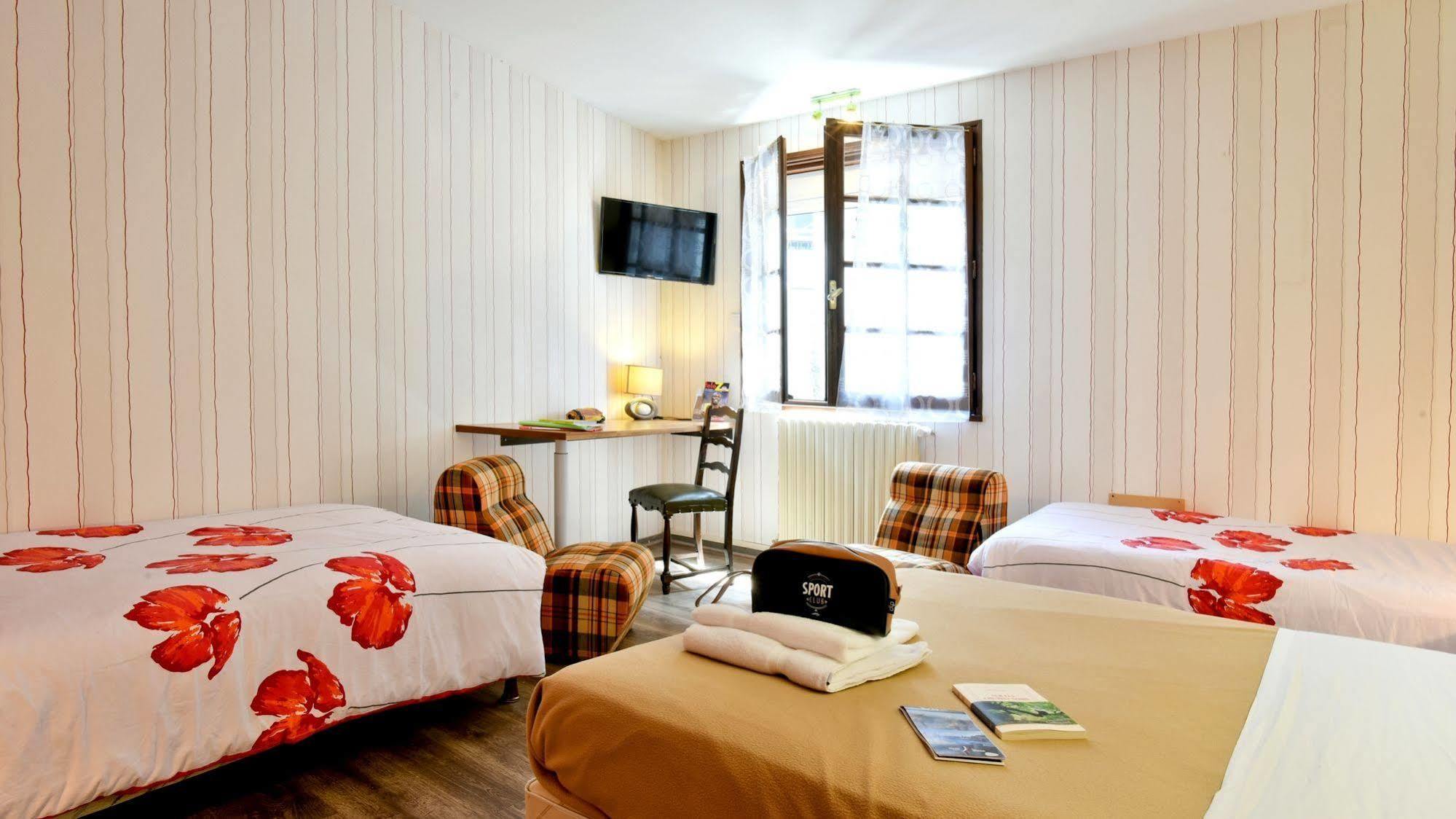 Logis Hotel De France Arudy Kültér fotó