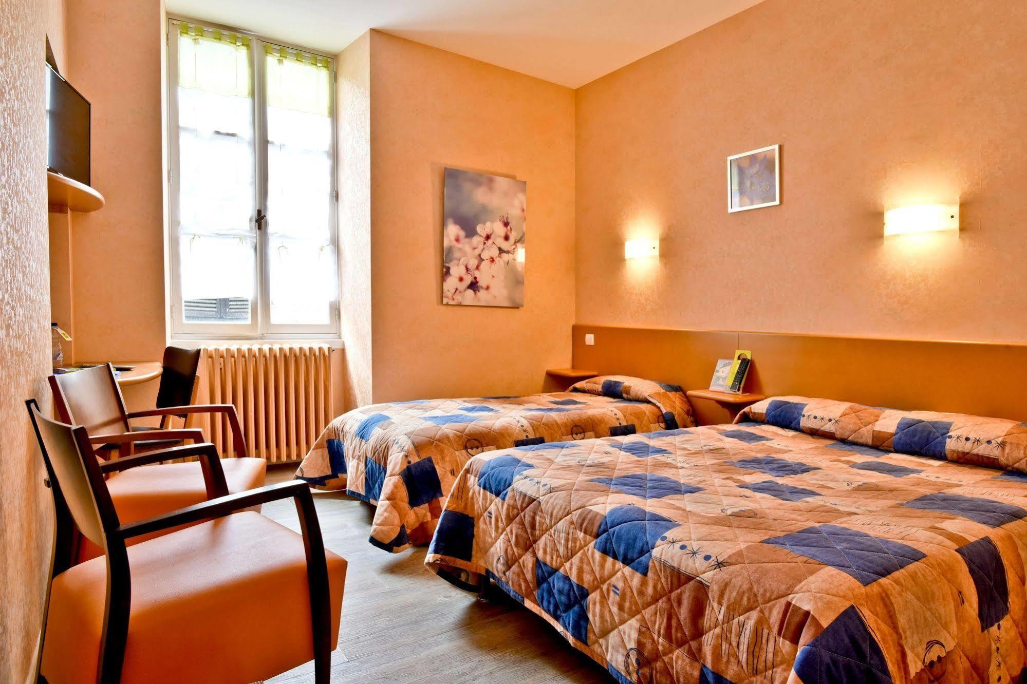 Logis Hotel De France Arudy Kültér fotó