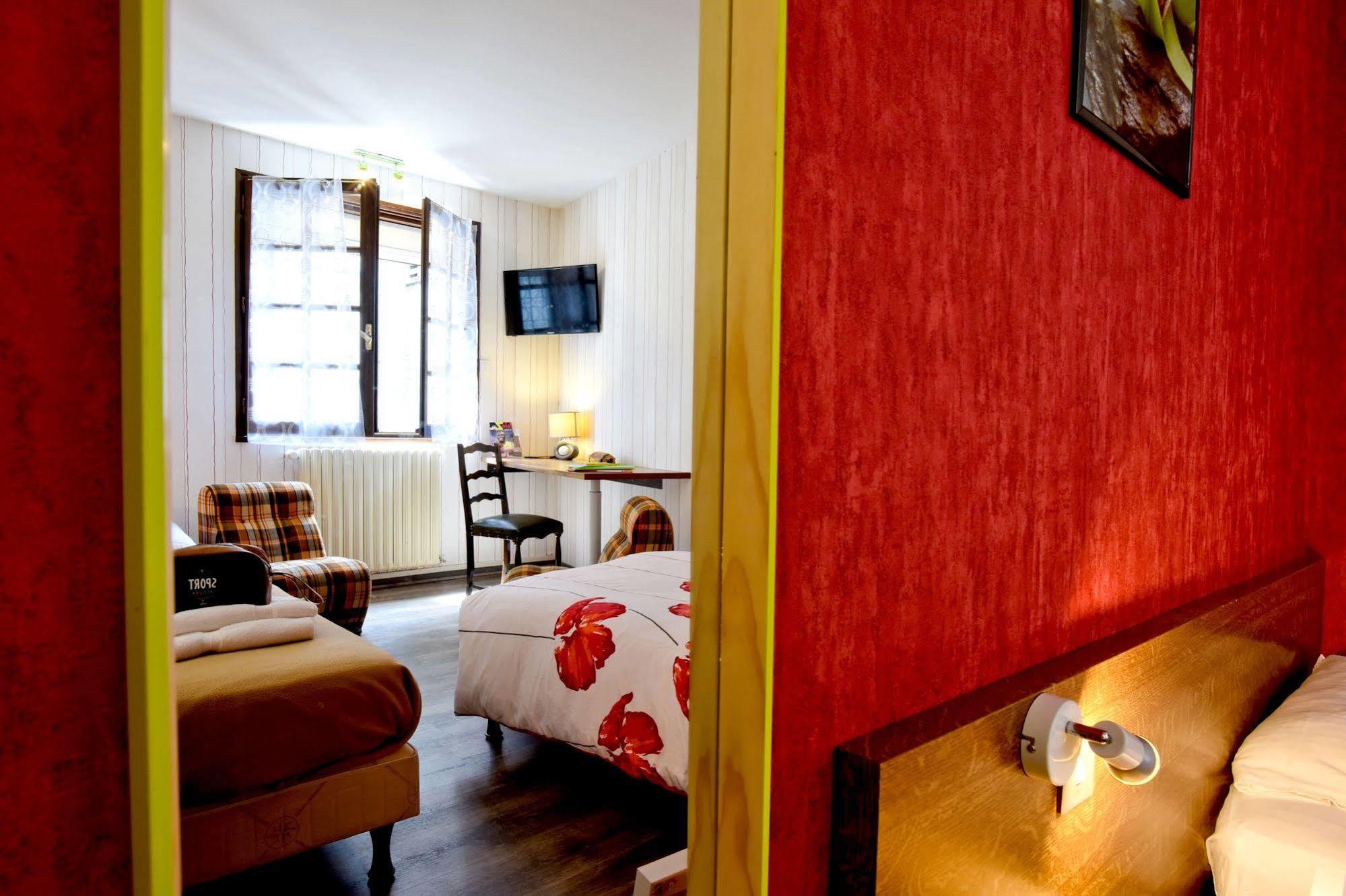 Logis Hotel De France Arudy Kültér fotó