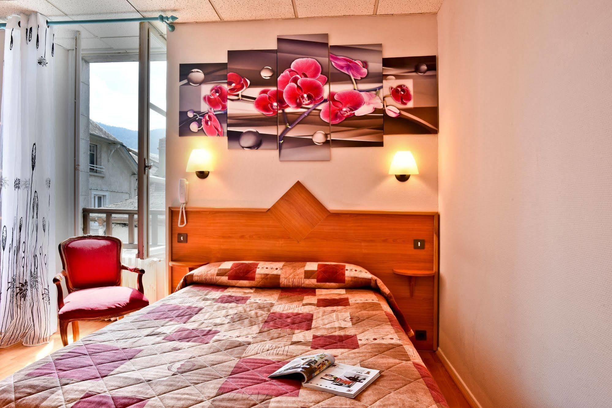 Logis Hotel De France Arudy Kültér fotó
