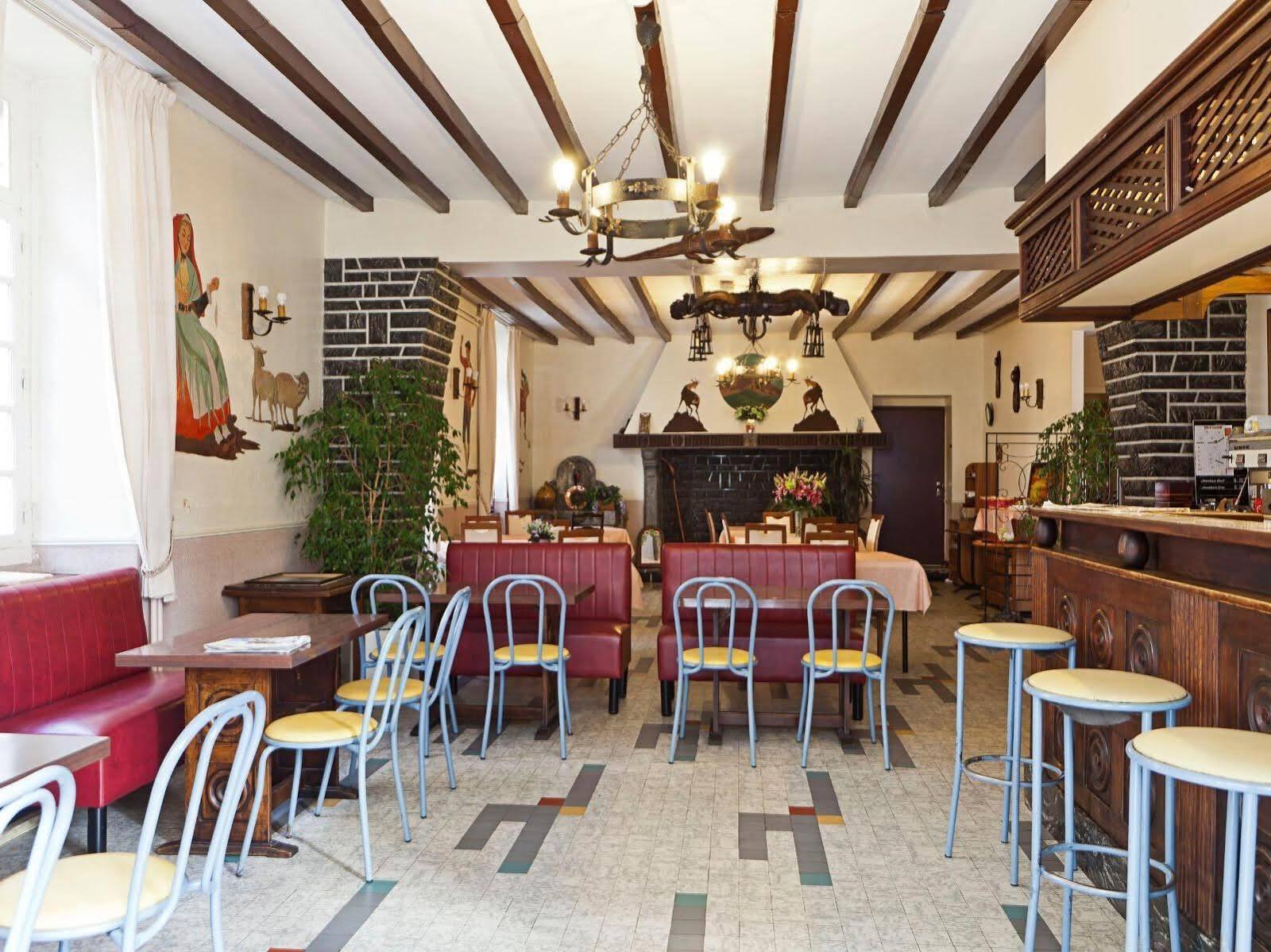 Logis Hotel De France Arudy Kültér fotó